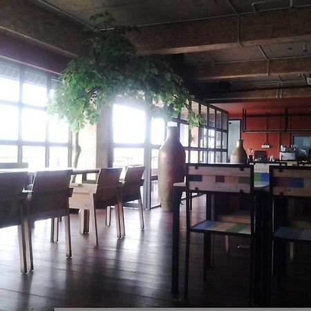 Chara Hotel Bandung Extérieur photo