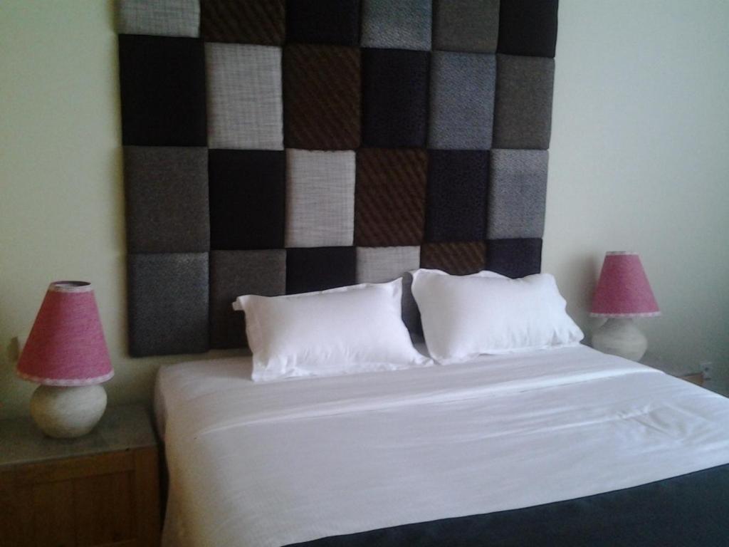 Chara Hotel Bandung Extérieur photo